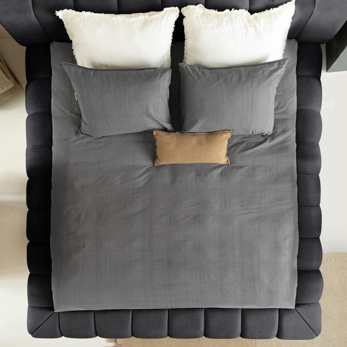 Mörgenn Adore Bed - Met of zonder Matras - Incl. Dekbed en Kussens 160x200 Antraciet Geen Matras - Mörgenn